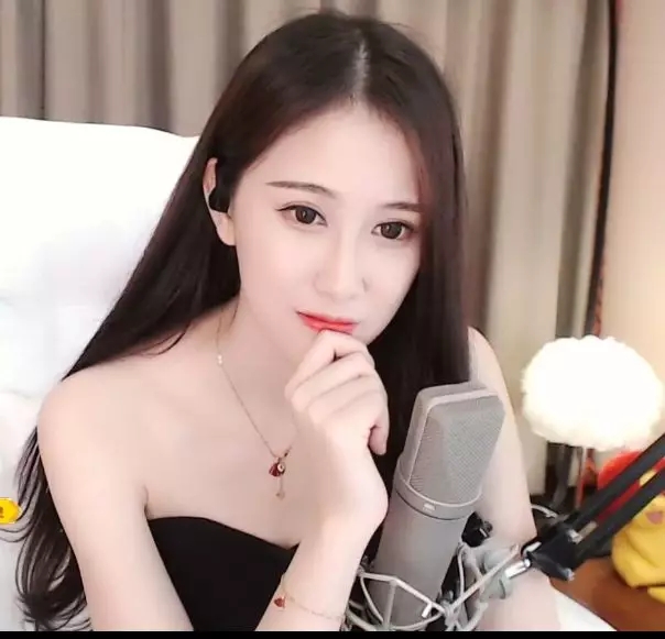 虎扑穆莹莹，一代传奇主播，登顶(图11)