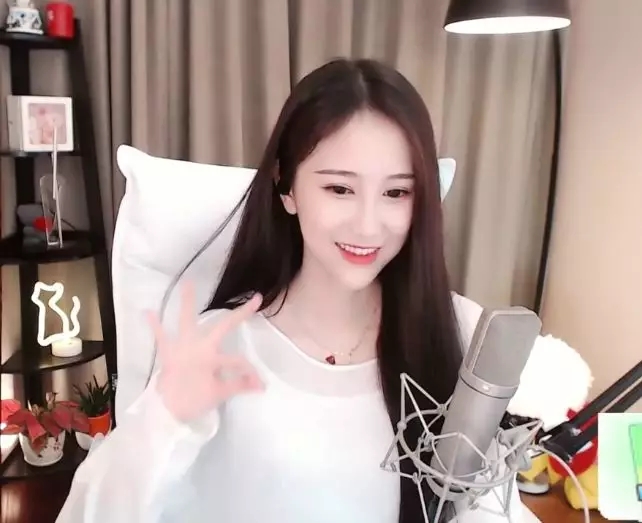 虎扑穆莹莹，一代传奇主播，登顶(图13)