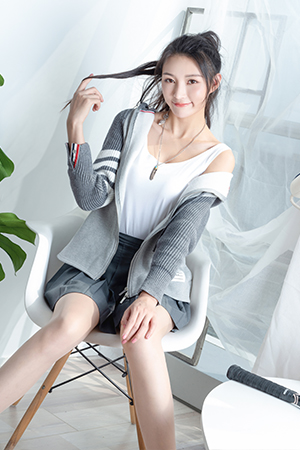 尽态极妍