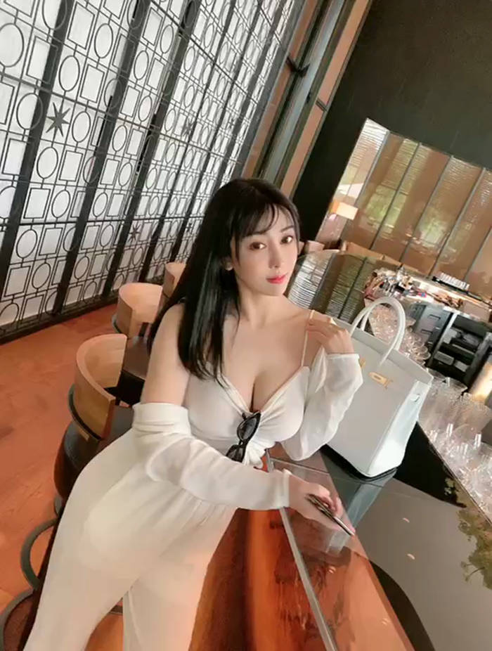 上海模特伴游预约