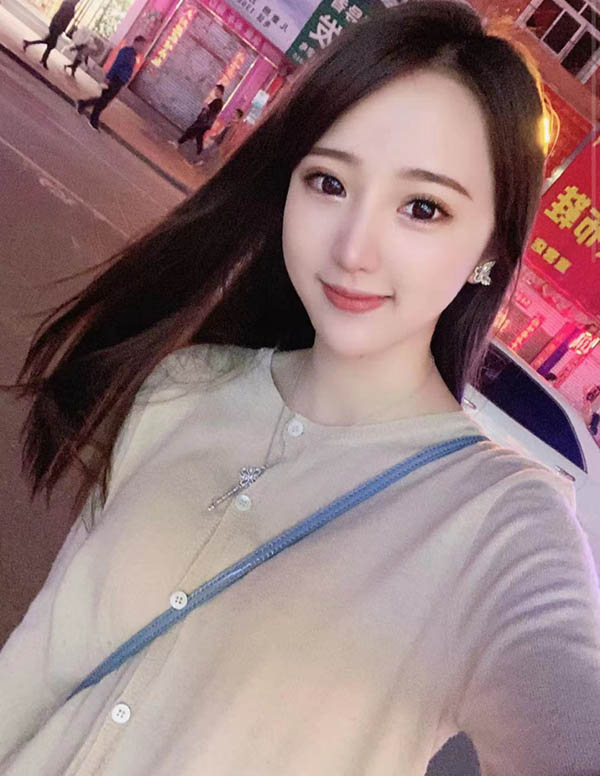 重庆高端模特经纪人