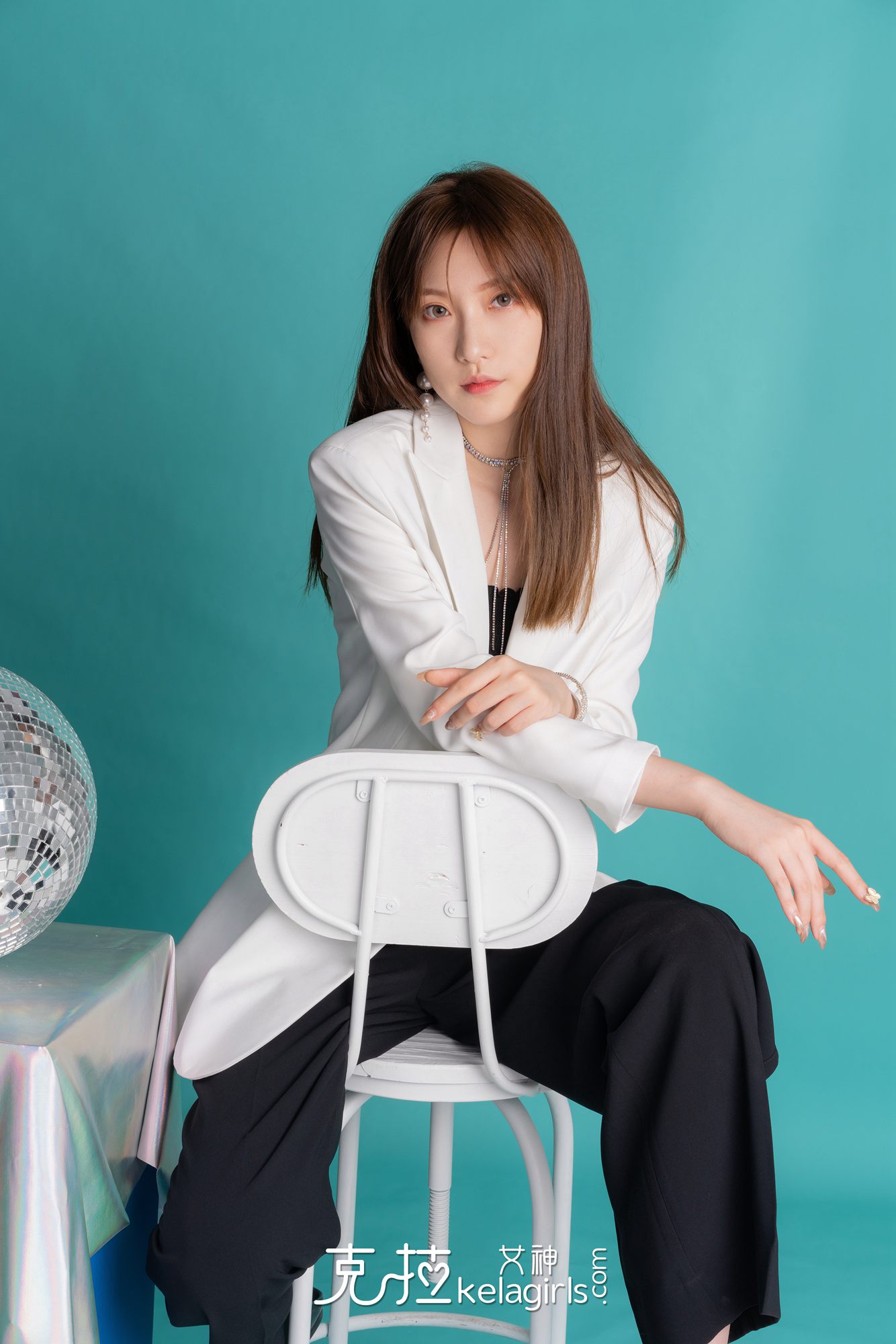 西服美脚 西服美脚
