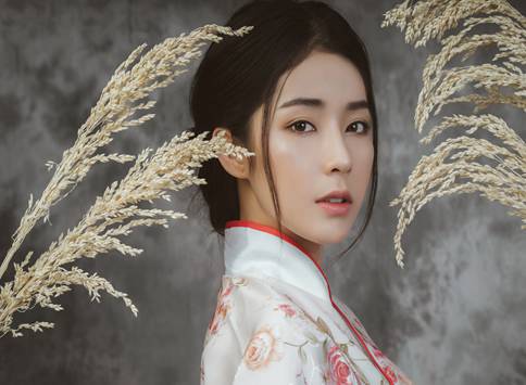 一路攀登！上海商务模特电影70载，这个展览为你一一细数