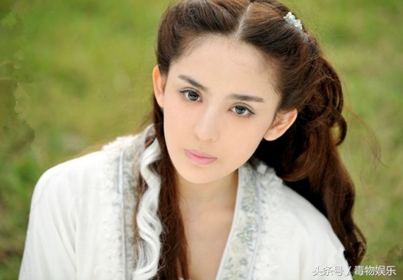 娜扎被怼出身“美空”，霸气回应网友别恶心这里