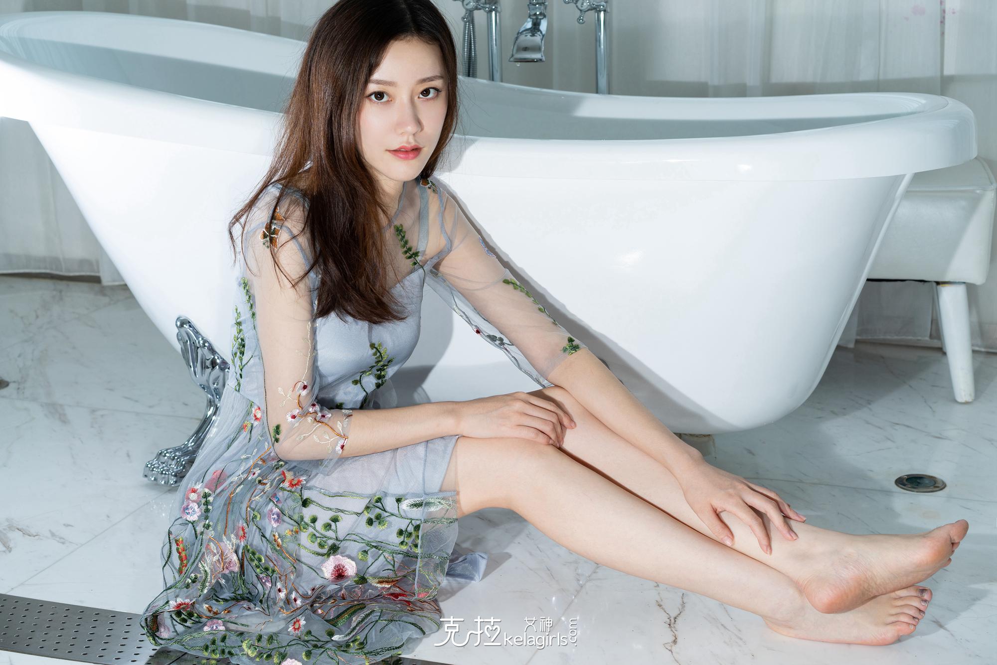 清艳脱俗 清艳脱俗
