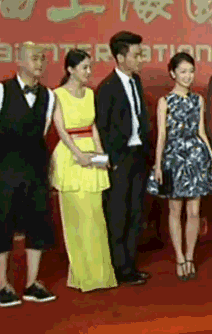 开扒宇宙第一清纯外围女V姐赵丽颖？