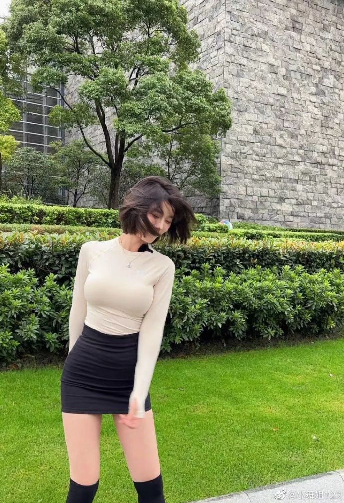 网红聂小雨黑色皮衣事件是真是假(图13)