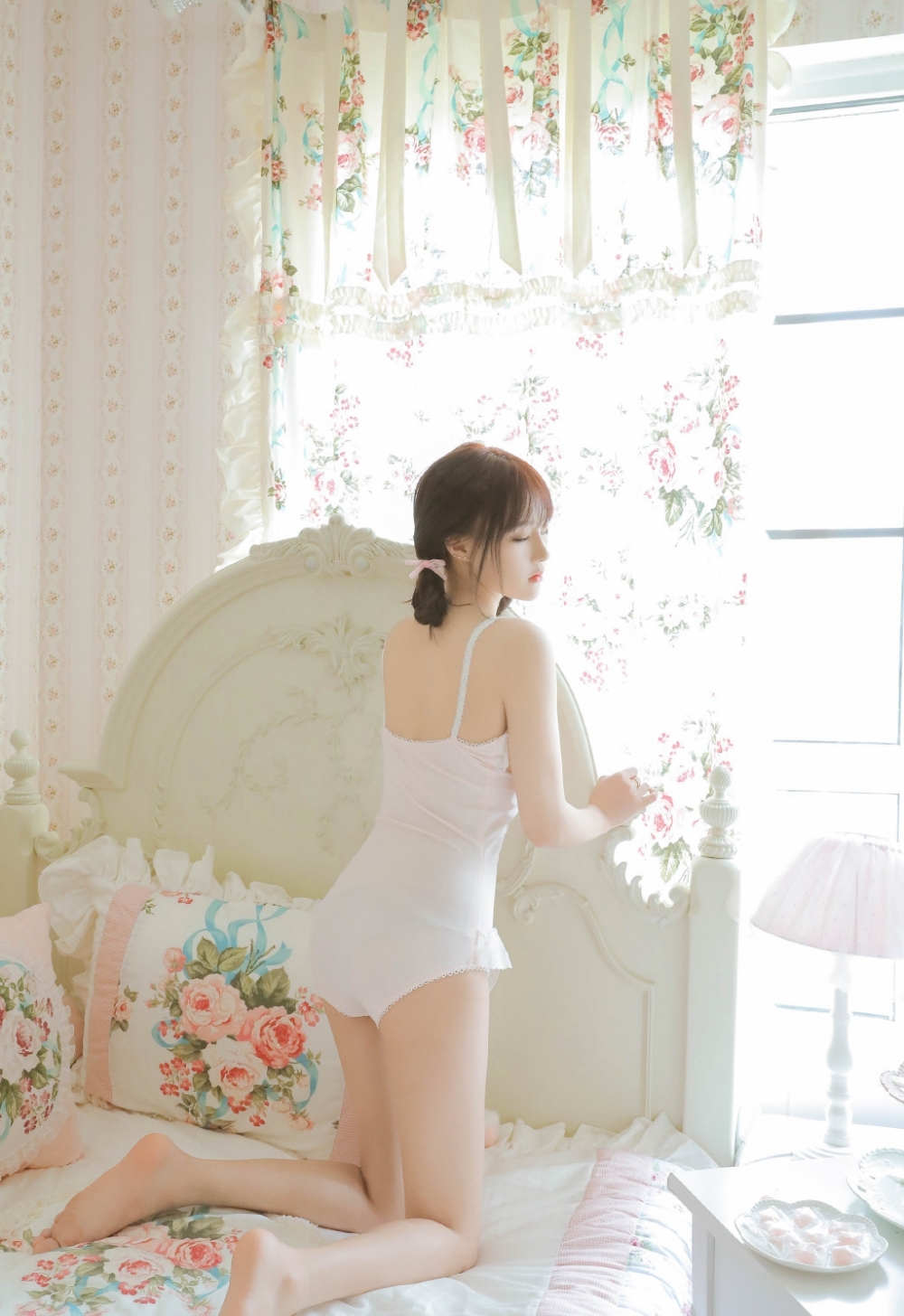 比基尼美少女香肩美腿极品销魂 比基尼美少女香肩美腿极品销魂