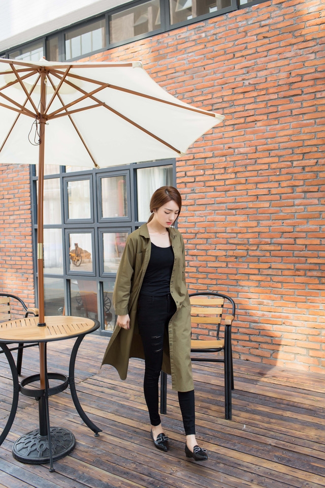 街拍美女御姐肤白貌美个高腿长时尚靓丽 街拍美女御姐肤白貌美个高腿长时尚靓丽