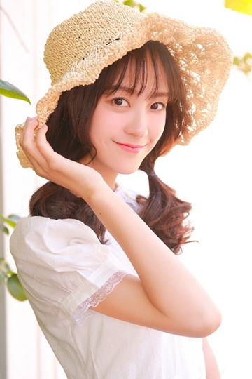 双马尾美女白色连衣裙清新甜美