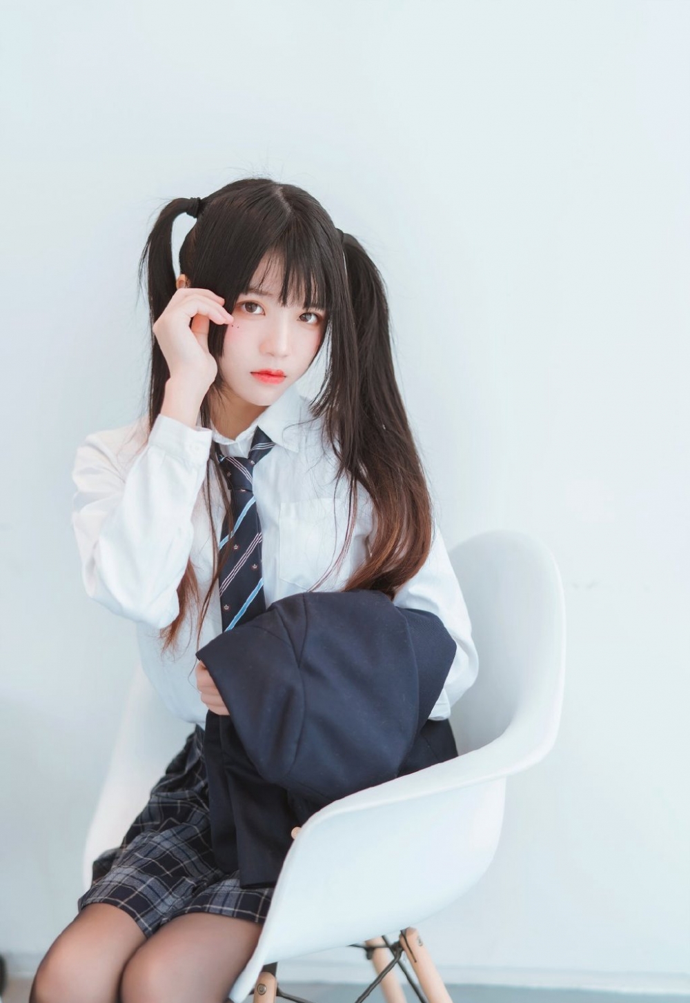 双马尾美女jk制服黑丝美腿俏皮可爱 双马尾美女jk制服黑丝美腿俏皮可爱