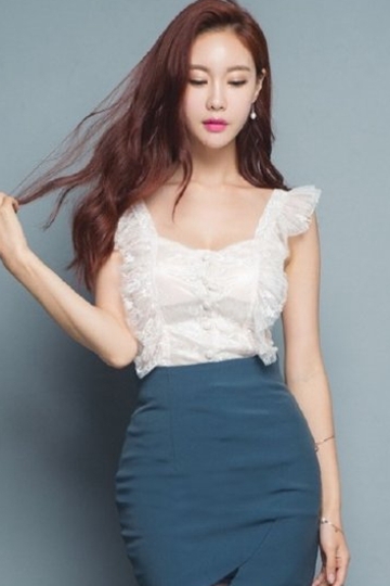 前凸后翘美女嫩模包臀裙高跟鞋酥胸翘臀
