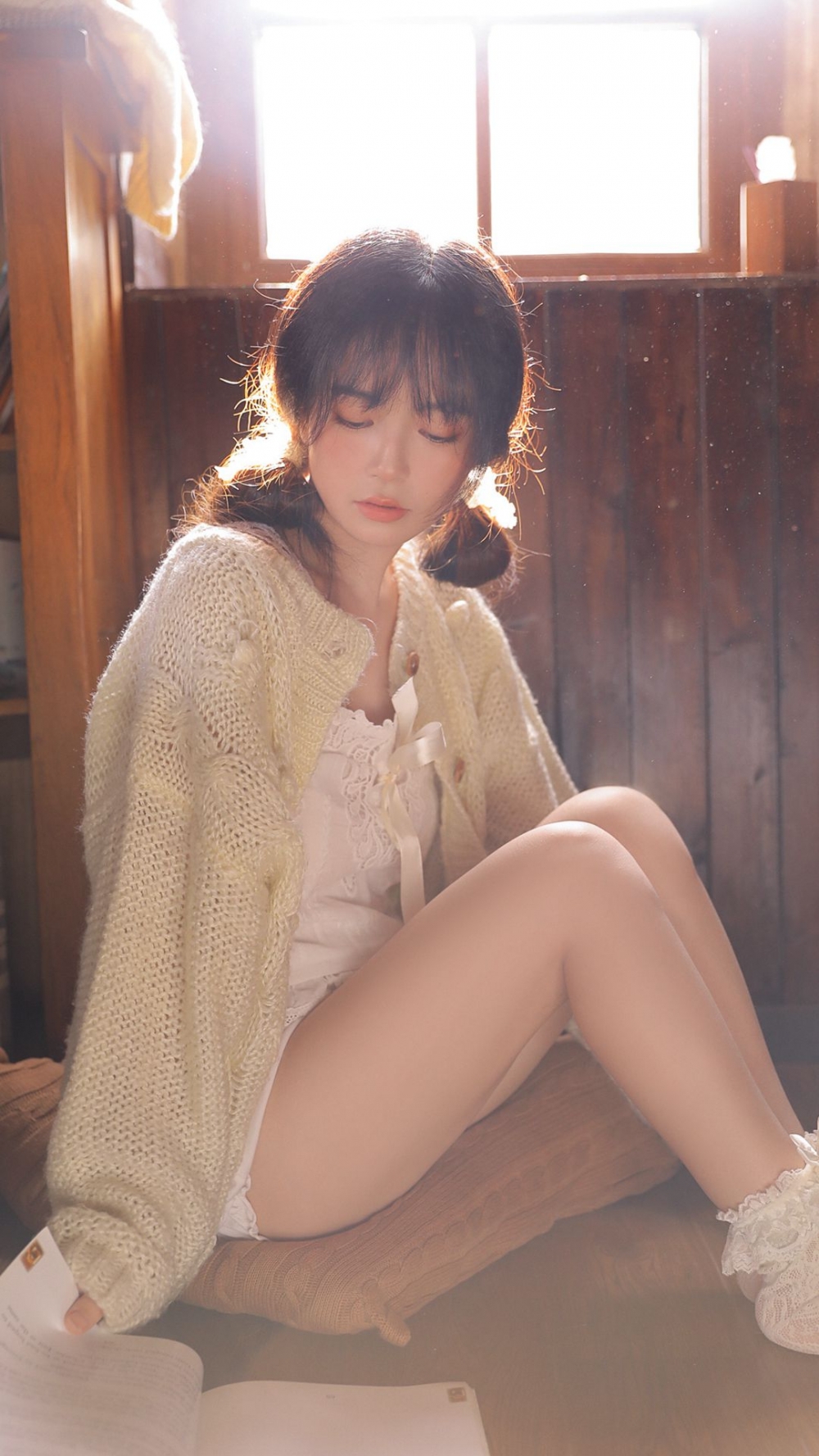 双马尾辫美女萝莉俏皮可爱 双马尾辫美女萝莉俏皮可爱