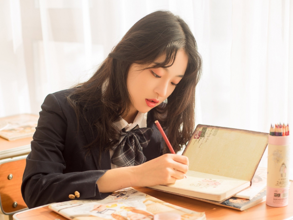 青春靓丽JK制服美女学生妹白丝美腿 青春靓丽JK制服美女学生妹白丝美腿