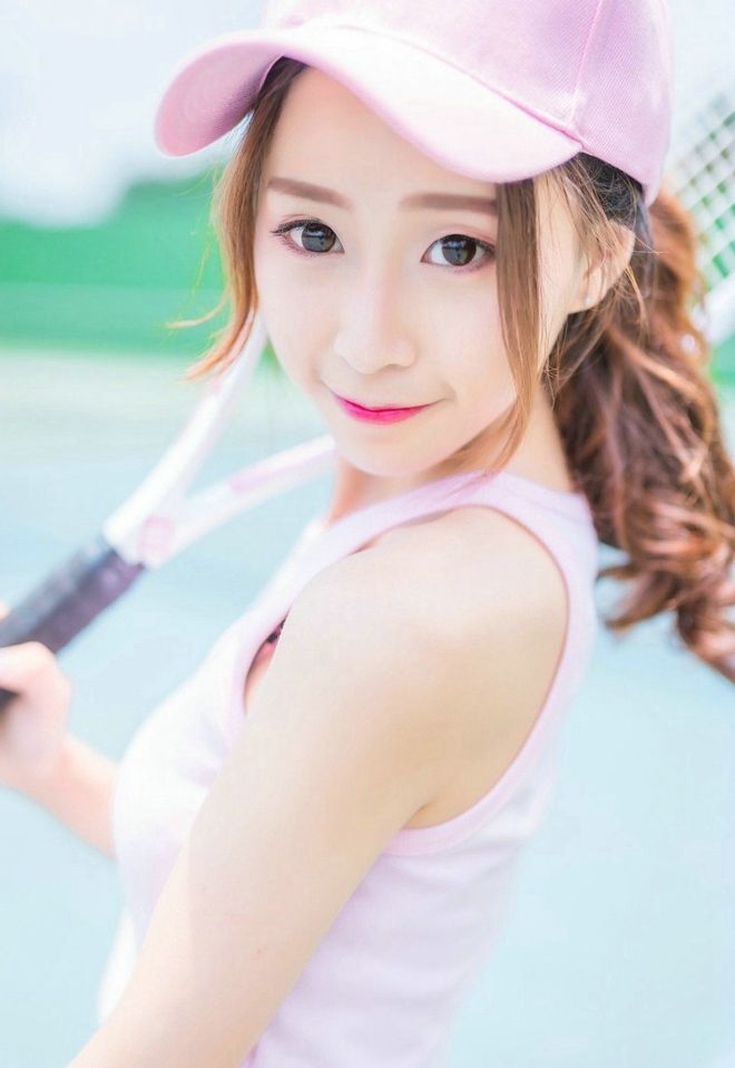 运动美女露脐装超短裙小蛮腰大长腿 运动美女露脐装超短裙小蛮腰大长腿