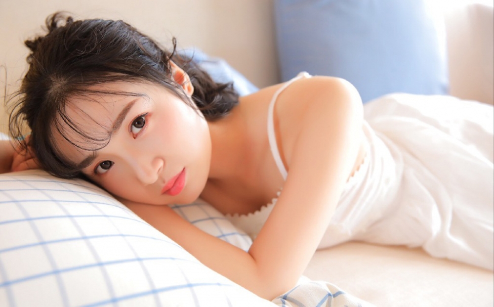 短发美女漂亮脸蛋精致侧颜清纯动人 短发美女漂亮脸蛋精致侧颜清纯动人