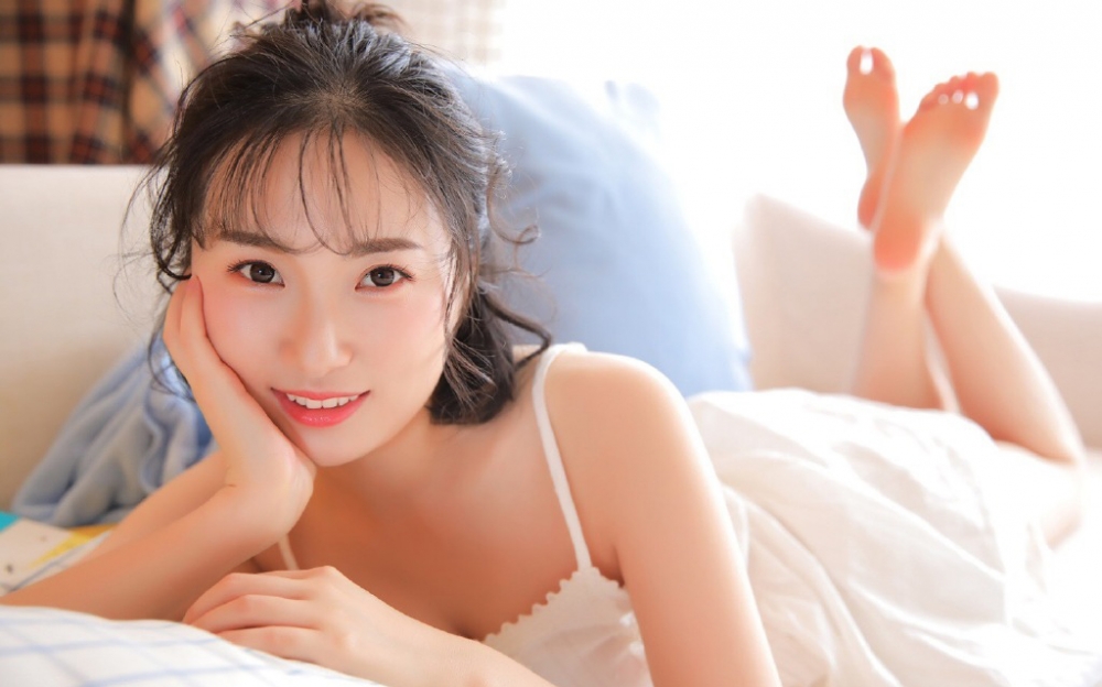 短发美女漂亮脸蛋精致侧颜清纯动人 短发美女漂亮脸蛋精致侧颜清纯动人