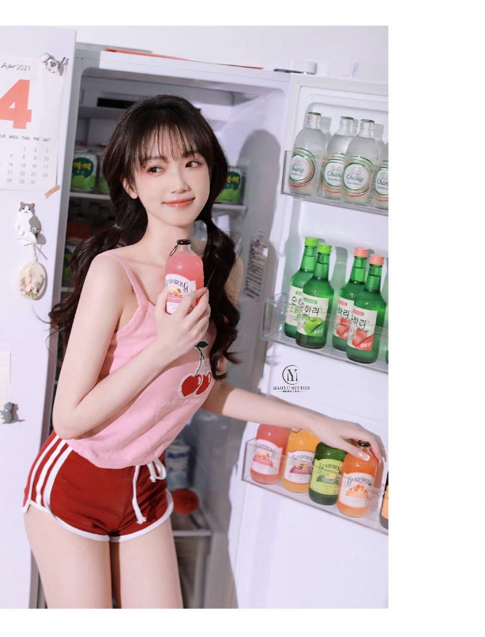 樱桃味美少女甜美笑容白皙美腿 樱桃味美少女甜美笑容白皙美腿