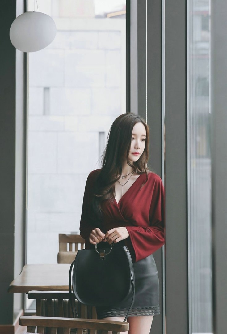 大长腿美女紧身包臀裙性感高跟鞋咖啡馆 大长腿美女紧身包臀裙性感高跟鞋咖啡馆