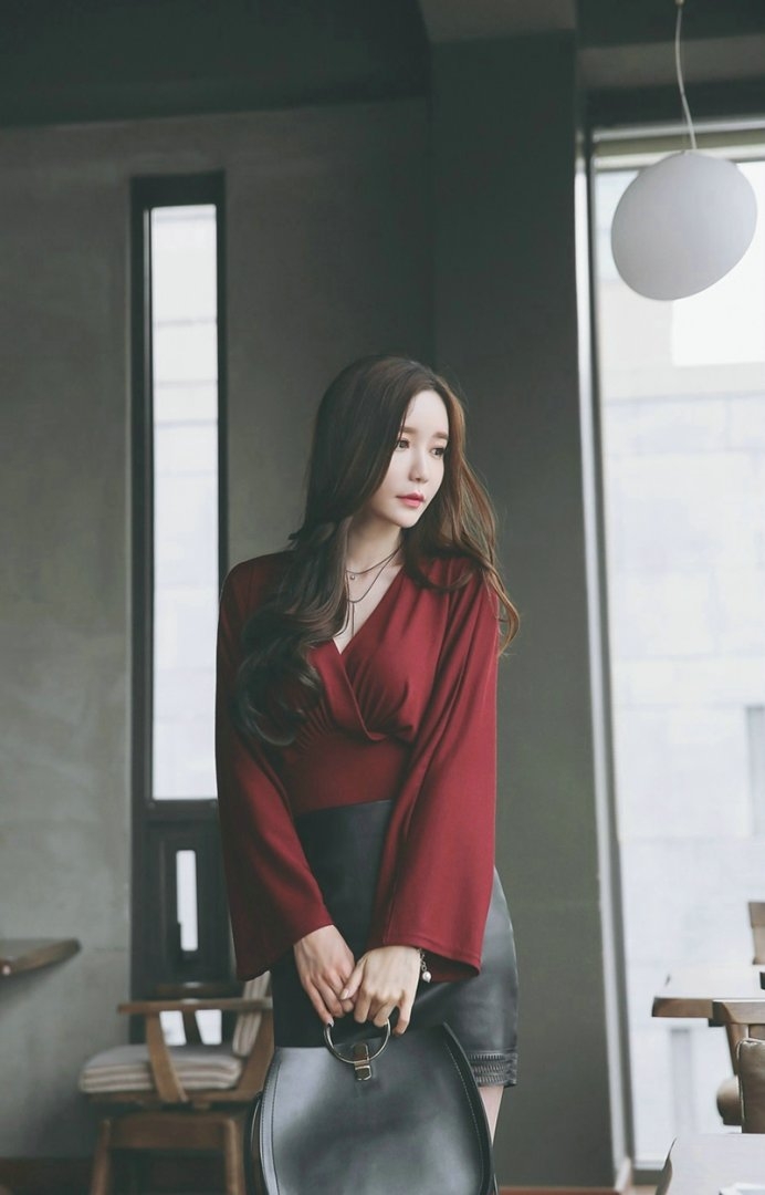 大长腿美女紧身包臀裙性感高跟鞋咖啡馆 大长腿美女紧身包臀裙性感高跟鞋咖啡馆