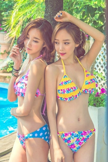 比基尼泳衣美女姐妹花漂亮脸蛋性感身材