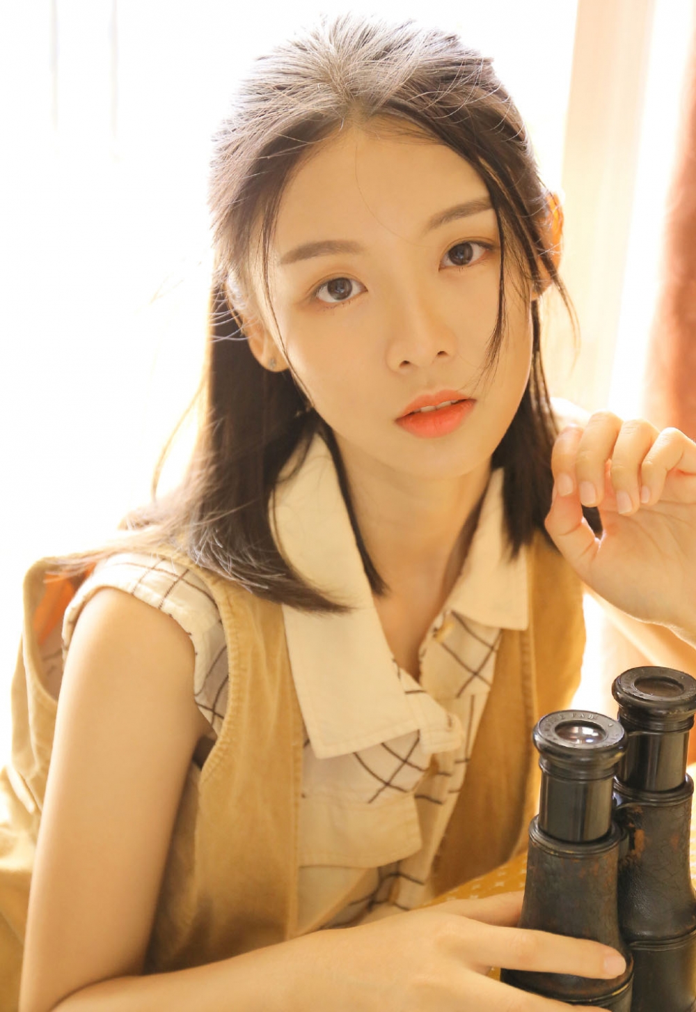 摄影师美女小姐姐漂亮脸蛋苗条身材 摄影师美女小姐姐漂亮脸蛋苗条身材
