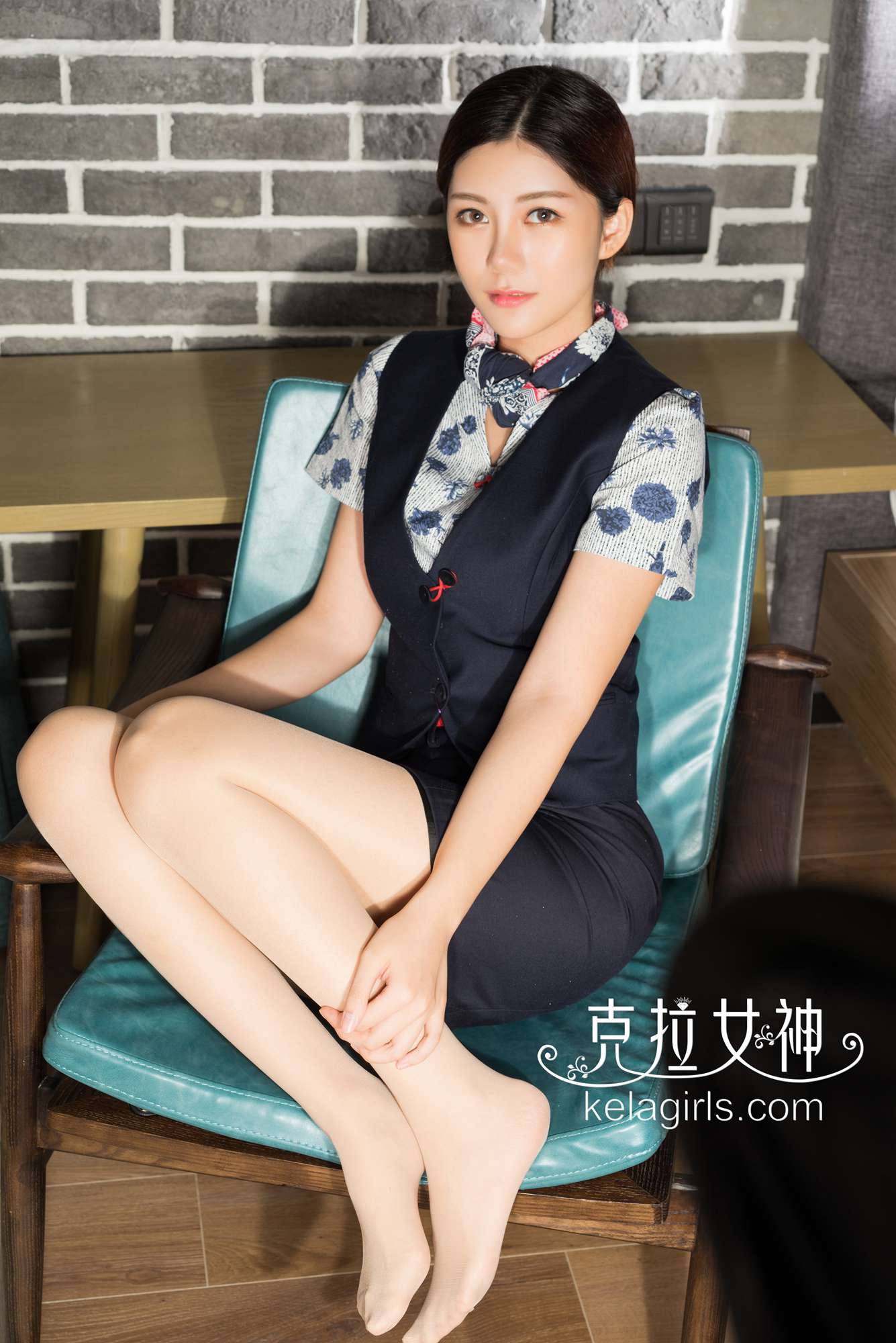 奢华之旅，制服诱惑