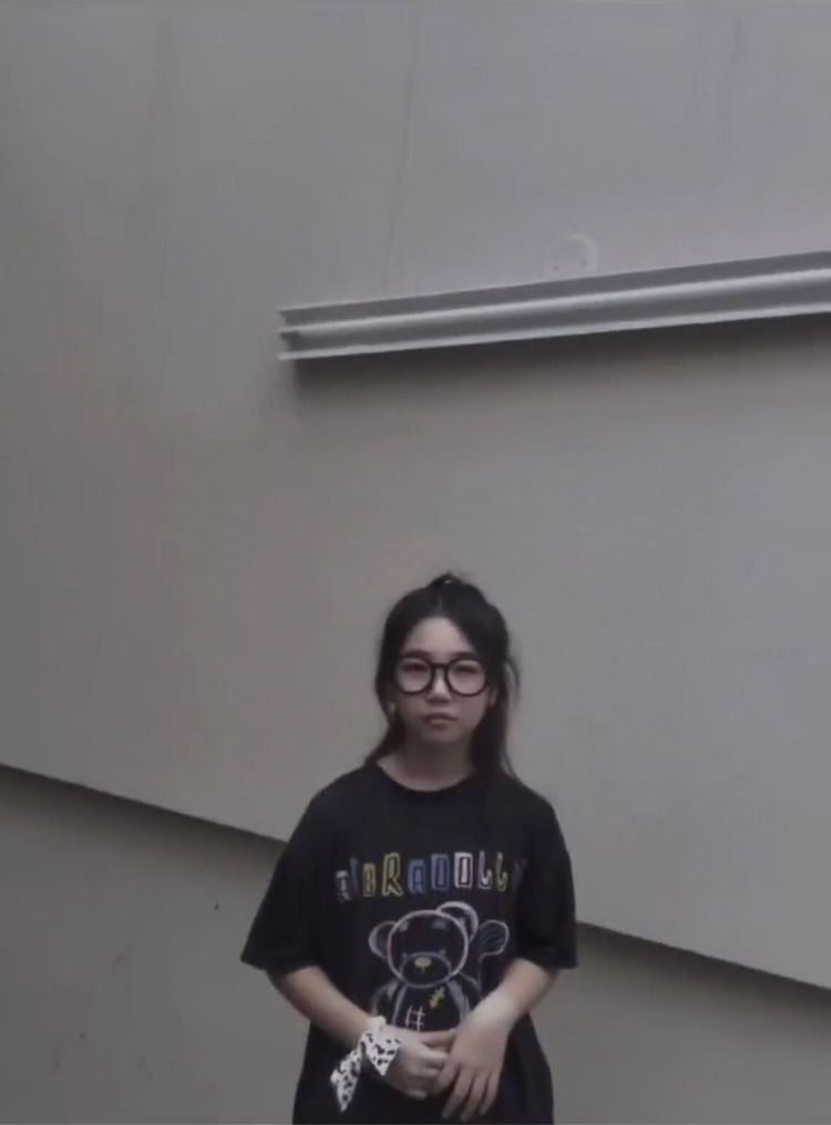 Stars-河南省·郑州市·惠济区-抖音-寄拍模特，希望尽量不需要露脸，不接受情趣，其他都可，费用的话可以协商