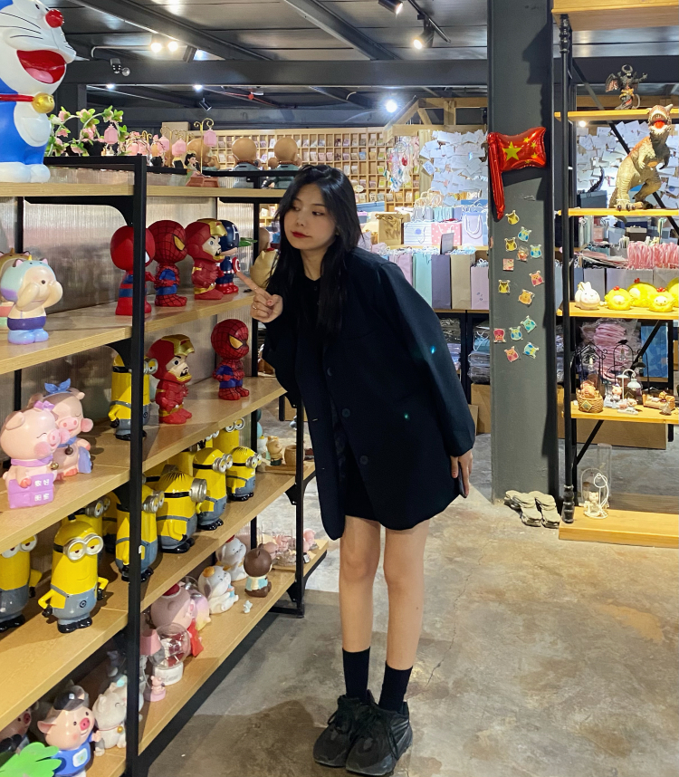 Rosieismine-湖南省·长沙市·芙蓉区-微博-正常风格都可。本人159  42公斤 艺名：小米年龄：22身高：159CM体重：42KG坐标：湖南.长沙