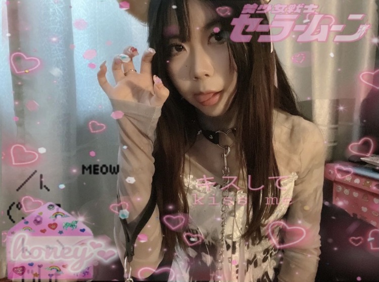 ㅤ一块肉-四川省·成都市·双流区-微博 小红书 抖音-培养镜头感    二次元 日系  街拍 暗黑 情绪  lolita  胶片 平面