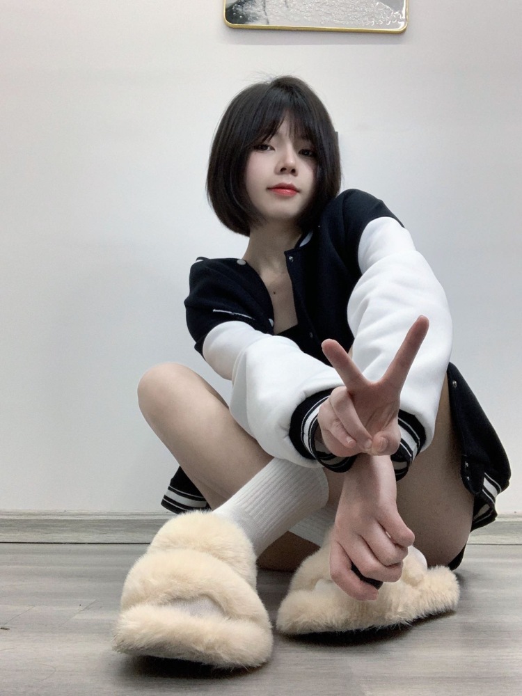 接寄拍什么都可以 首饰、包包、鞋子、裤子、衣服，裙子