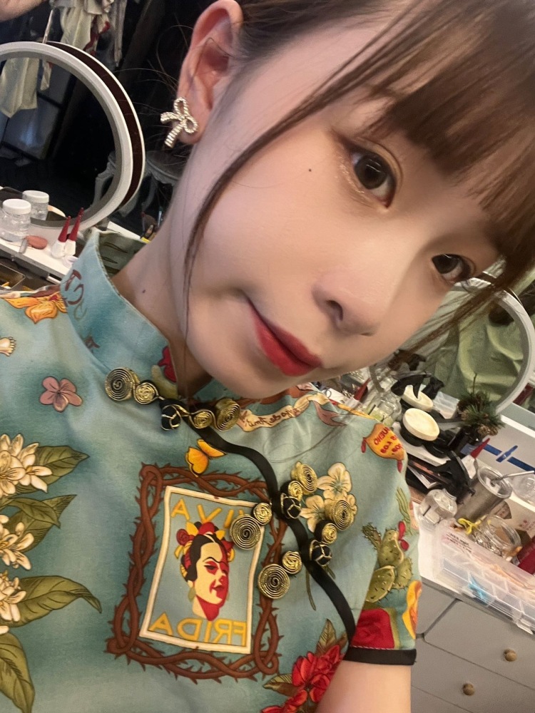 本人身高162，体重82风格都可以尝试（旗袍、婚礼、妆造、