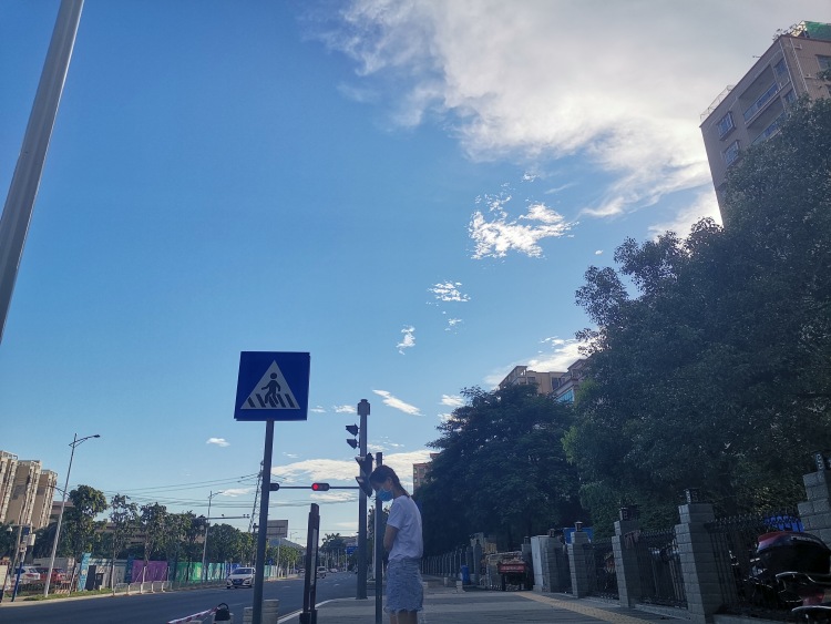 本人素人一枚，身高162，体重96拍摄时间：周末，风格，不