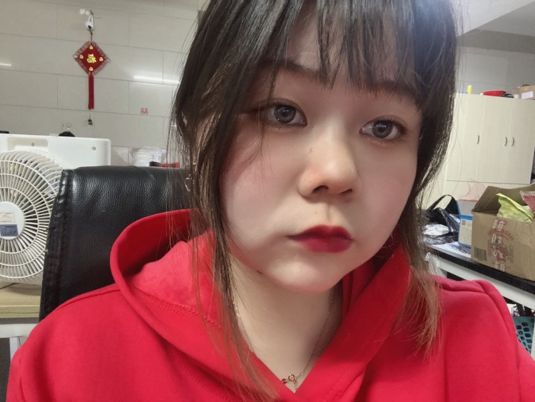 TB寄拍，服饰，饰品，手饰等等都可，本人160身高体重115