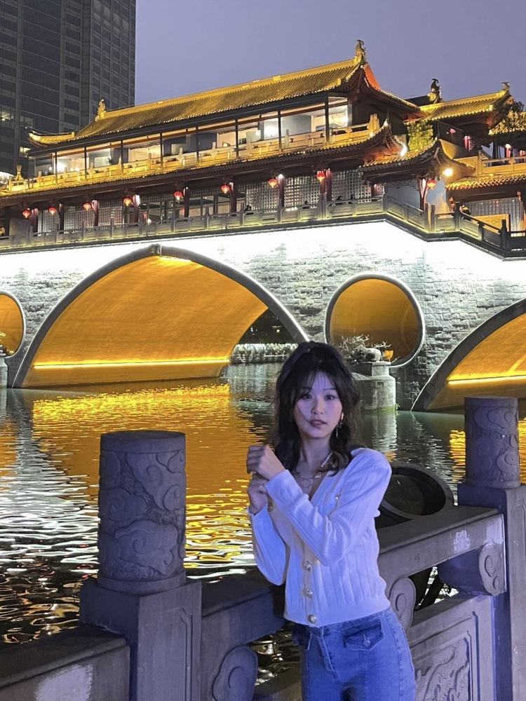 二三-河北省·保定市·莲池区--我是保定的模特，想要一组人像作品，求摄影师互勉约拍~接寄拍模特，送拍，小红书开箱测评推广，接商演，化妆品种草～本人身高，164体重94斤，会修图，图不行到你满意！好沟通！艺名：丸子身份：舞蹈老师