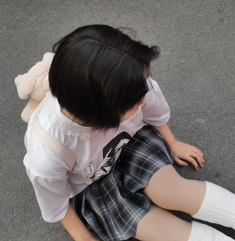 .-江西省·赣州市·章贡区--接寄拍 各类服饰 会拍照会高p  各种风格都行 安慰可靠 出图快