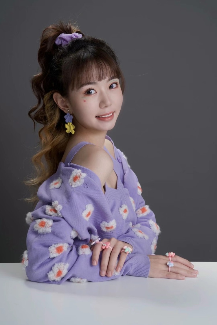 168cm 90kg 82 57 87 接淘宝寄拍，淘宝商品