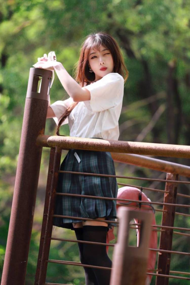 在魔豆遇到的第一个摄影师～开心(//∇//)162/44，