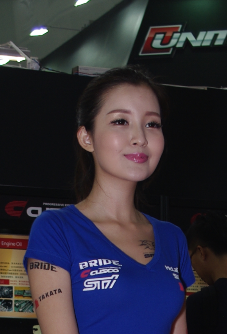 踏歌而行-上海市·上海市·嘉定区--本人广告设计师，爱好摄影，本人风格色彩丰富、画质细腻，喜欢拍摄人物，约拍喜欢摄影的朋友，上海或者昆山花桥地区的朋友想拍照的可以找我。