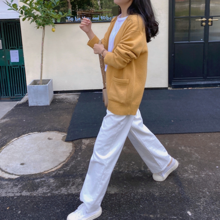女、身高168、体重49kg、鞋码38、肤色偏小麦色、之前有
