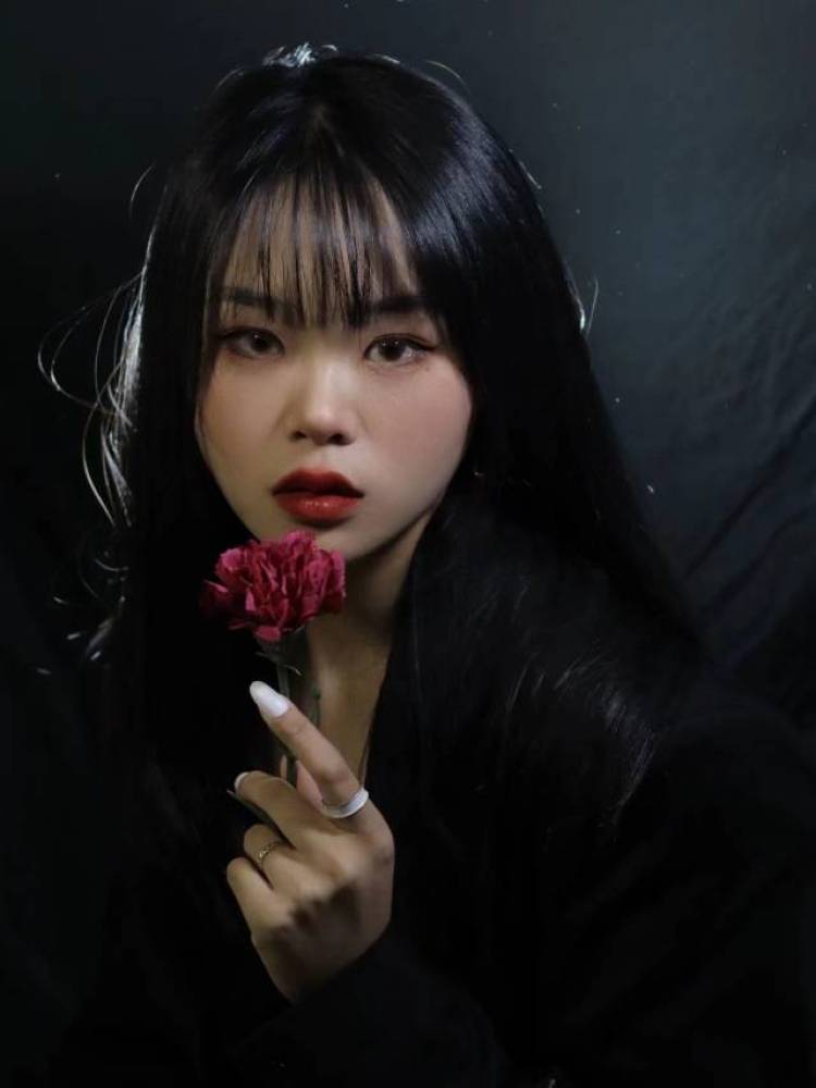不接太过暴露的，其他风格均可尝试。一般周末都有时间，收费都是