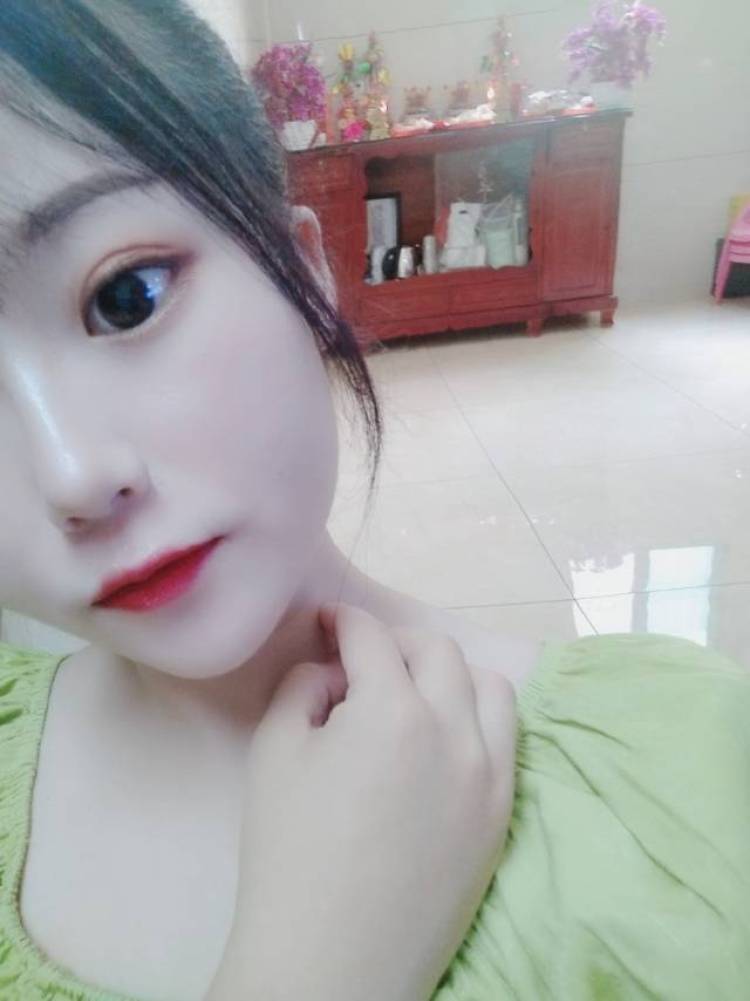 初夏微笑-广东省·揭阳市·普宁市-抖音-拍摄地点普宁这里  不拍太性感的，我什么风格都可以，不要太露就好，嘻嘻