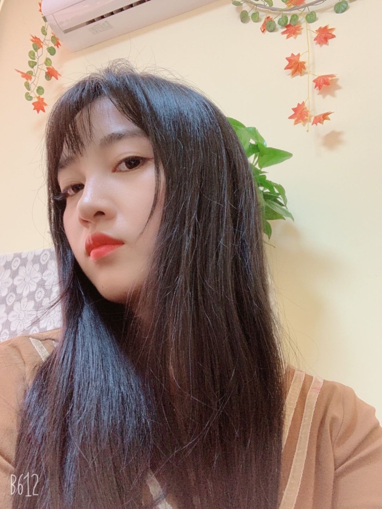 希望多多尝试，互相学习吧，对摄影感兴趣。周六日比较忙，晚上8