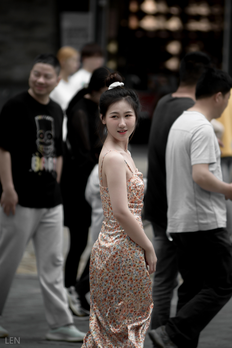 人像没啥经验希望能有模特，男女不限周六周日都可以，一直希望拍