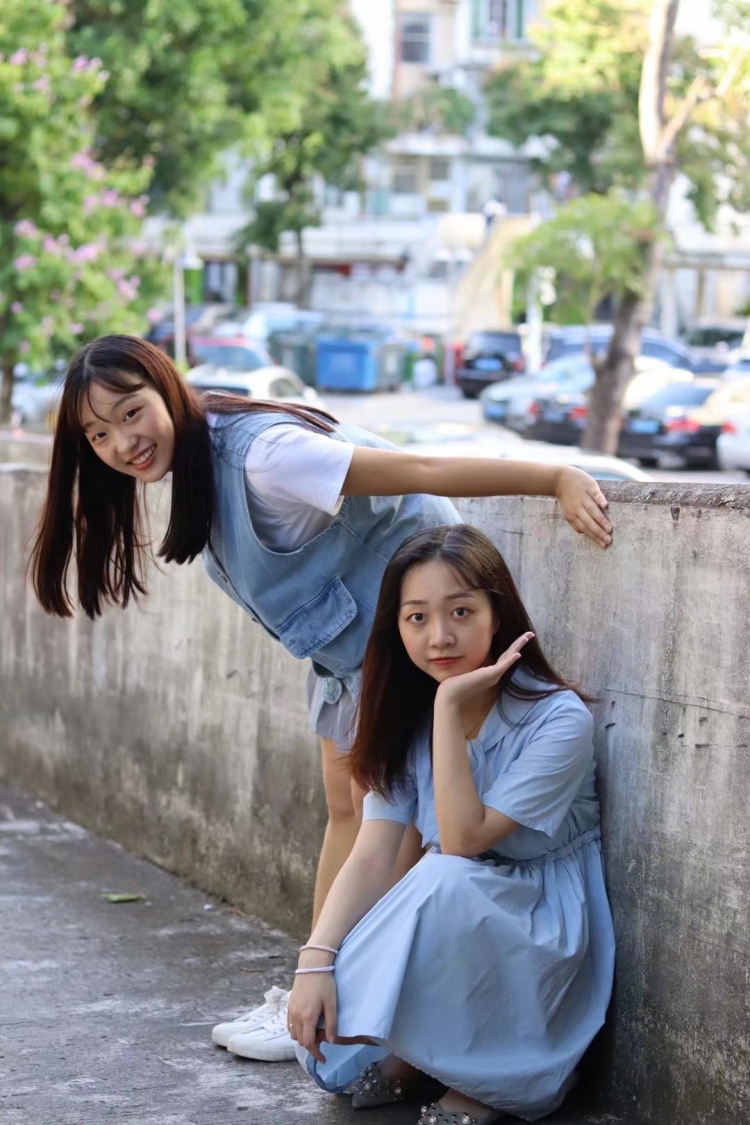 吉祥-广东省·深圳市·龙华区--长相普通，性格好，也很愿意配合摄影师，以前拍过日系风格和胶卷风格的