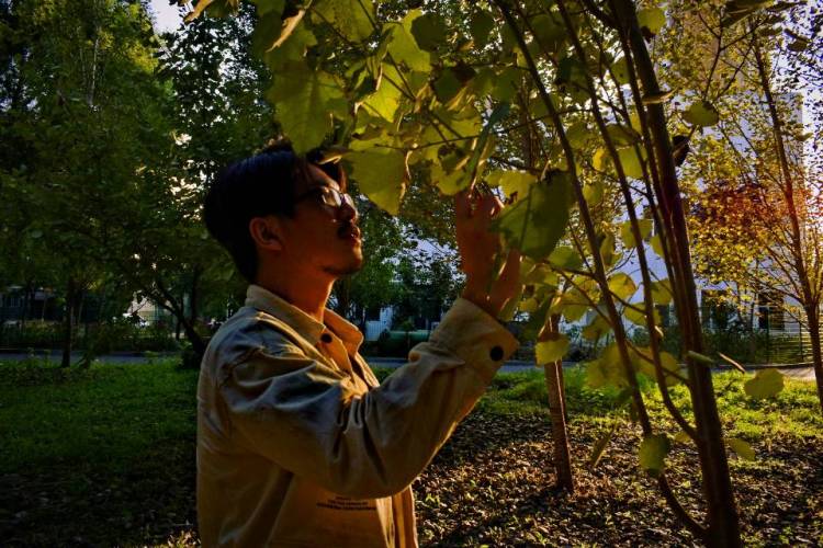 三点零-辽宁省·沈阳市·沈北新区--新人摄影师想找两个模特测试下外拍水平，希望大家诚挚一些，有意向的联系本人