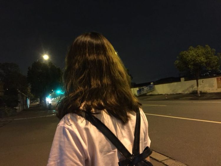 太阳and小宇宙-浙江省·舟山市·定海区--时间商量地点可以说寄拍或者舟山定海区，拍摄风格可以商量，好了小白刚入行，多多指教