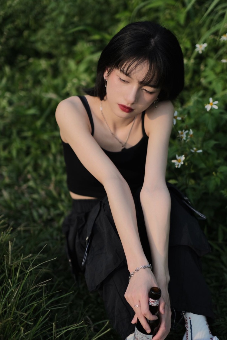 双双-广东省·深圳市·福田区--摄影时间协商，拍摄地点协商，需要拍创意和照片的可以私我或者加我微信