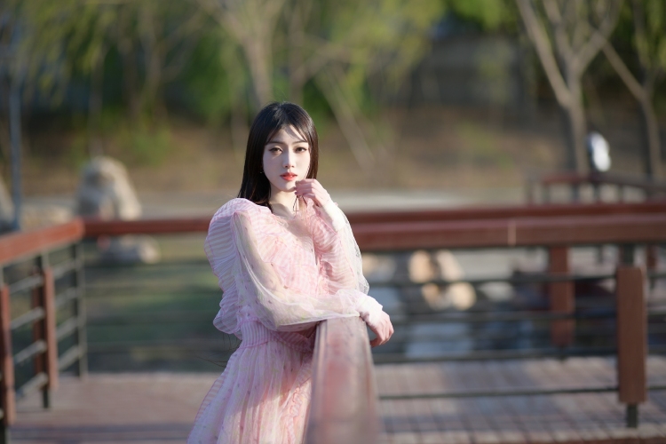 琳琳RoseAnn-吉林省·长春市·南关区-小红书，大众点评，抖音-长春，接网拍商拍（24小时出图，改到您满意），约拍可互勉，擅长三坑类，田园风，也可互相探讨，一起创造，期待与你的不期而遇。