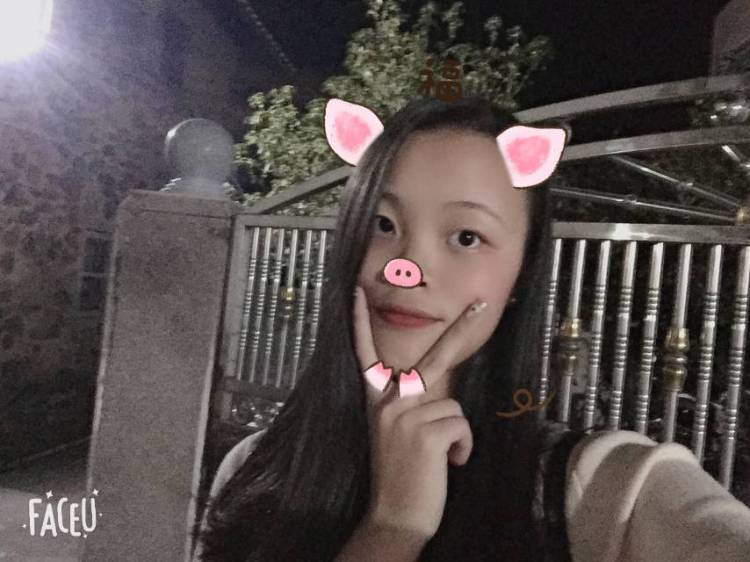 拍摄时间是周末拍摄地点最好离家不远风格是A不要太暴露的